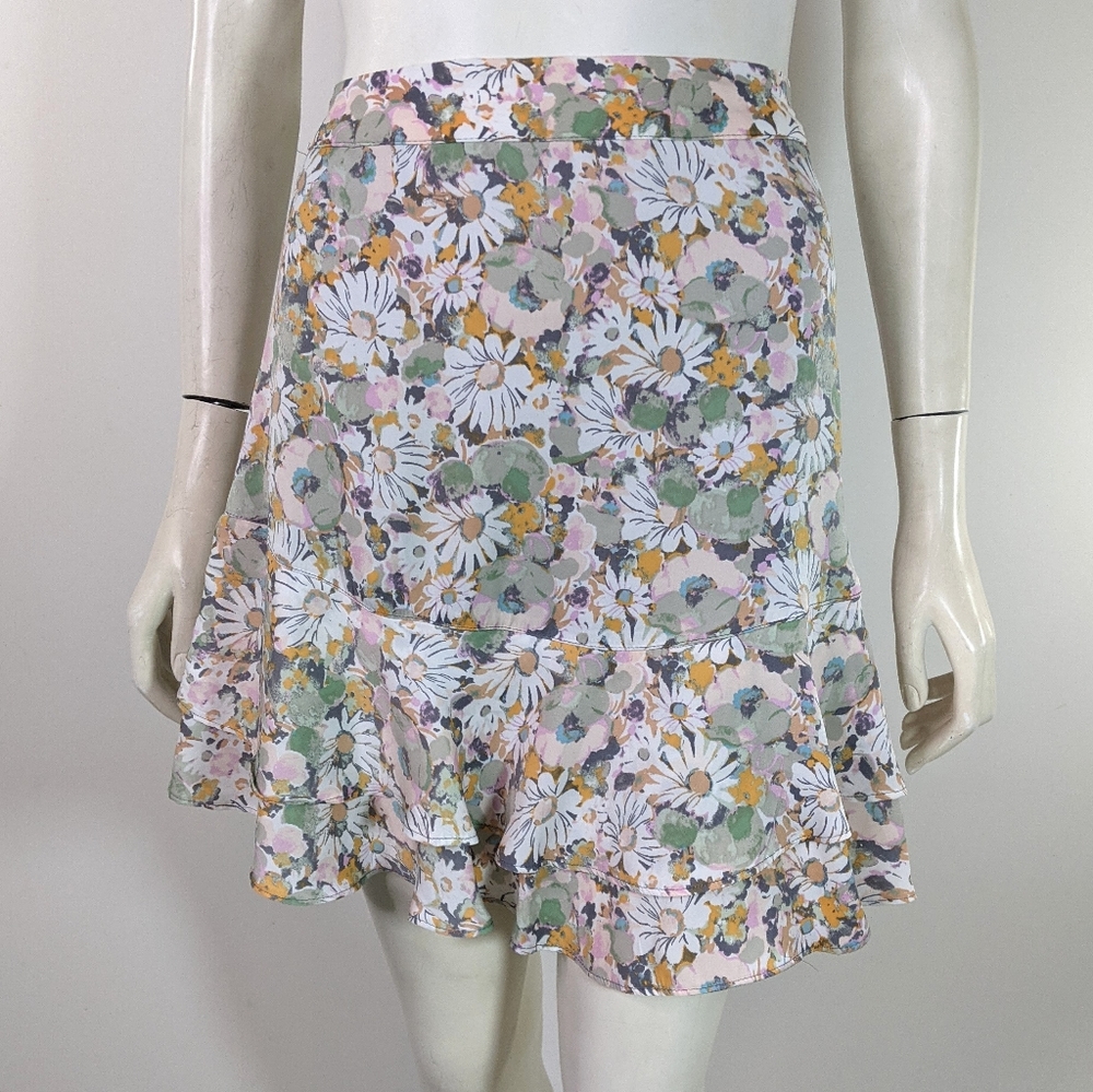 Lauren Conrad Floral print skirt lined, Elastic Waist Back Size Large Lined